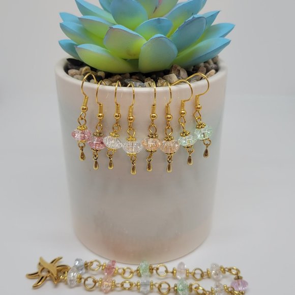 5 Piece Set - Gold plated mixed color crackled glass bracelet and 4 sets of earr - Picture 2 of 8